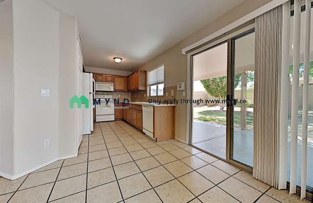 2020 S 171st Dr Gallery 4
