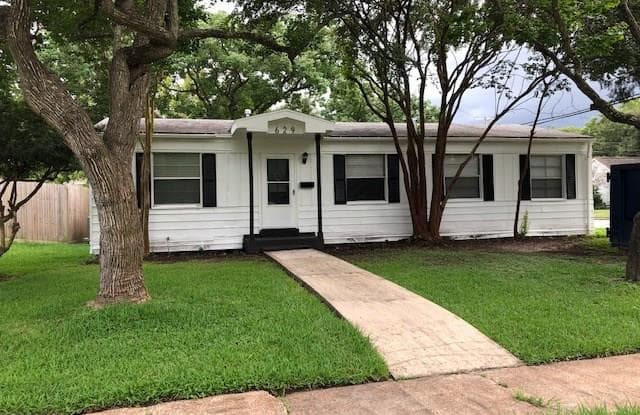 629 17th Avenue - 629 17th Avenue North, Texas City, TX 77590