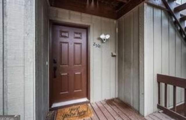 2501 Fairway Oaks photos photos