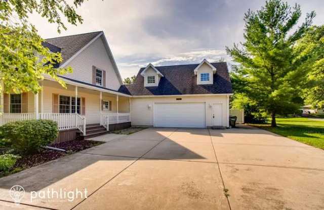 23501 West McClintock Road - 23501 Mcclintock Road, Channahon, IL 60410