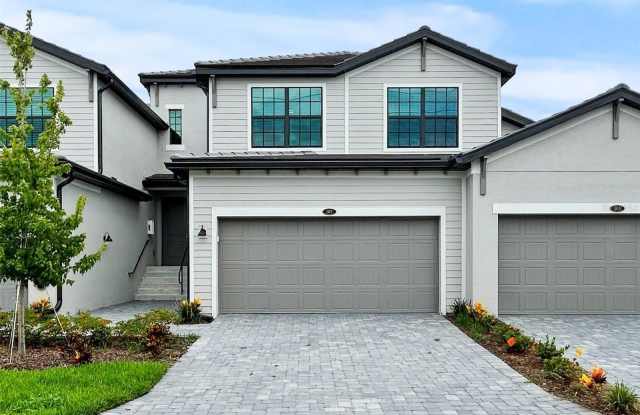 5552 SUMMIT POINTE Circle photos photos