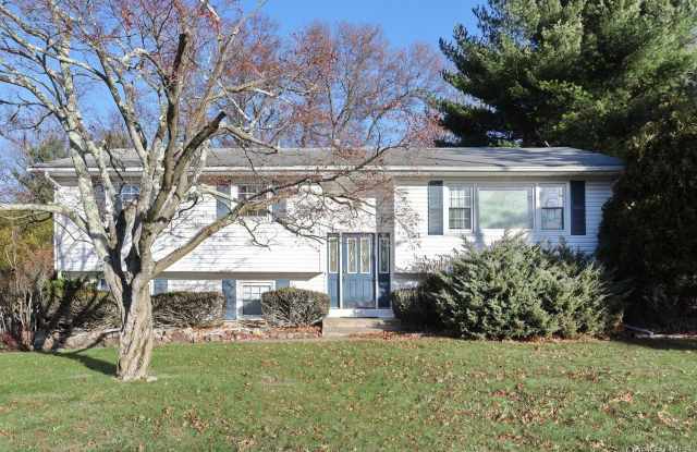 12 Van Gogh Lane photos photos