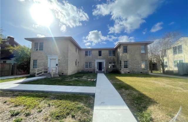 253 Rosebud Avenue unit: 2 photos photos