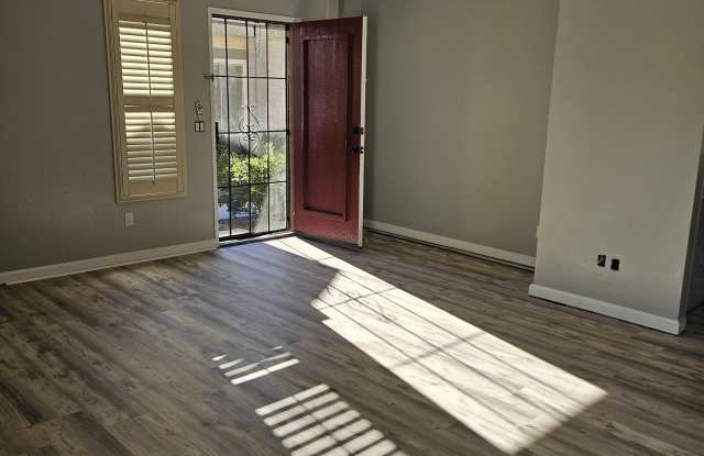 2762 Casey St photos photos