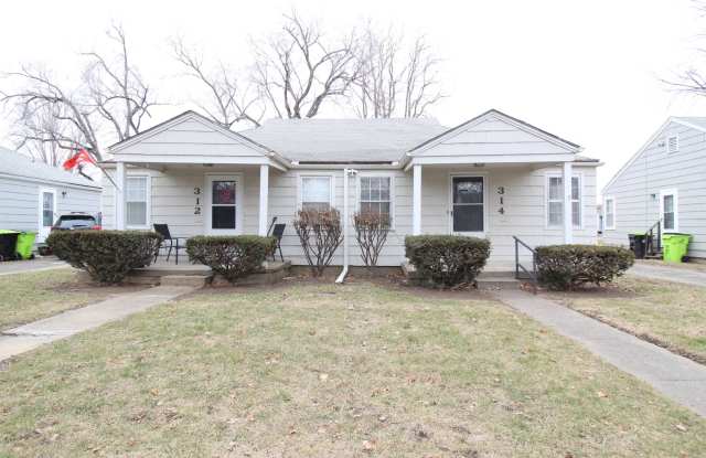 January 2025 FREE On This One Bedroom Duplex in North Kansas City - 314 East 27th Avenue, North Kansas City, MO 64116
