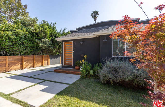 4114 Edenhurst Ave photos photos