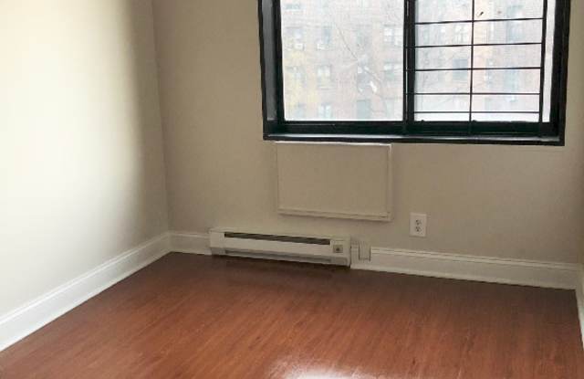 1956 1st Ave. Gallery 4