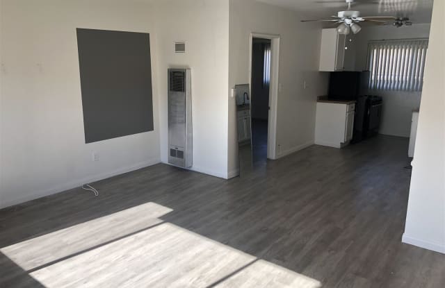 5434 Carlton Way Apt 10 - 5434 Carlton Way, Los Angeles, CA 90027