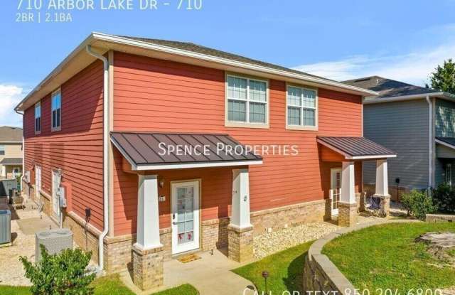 722 Arbor Lake Drive Gallery 1