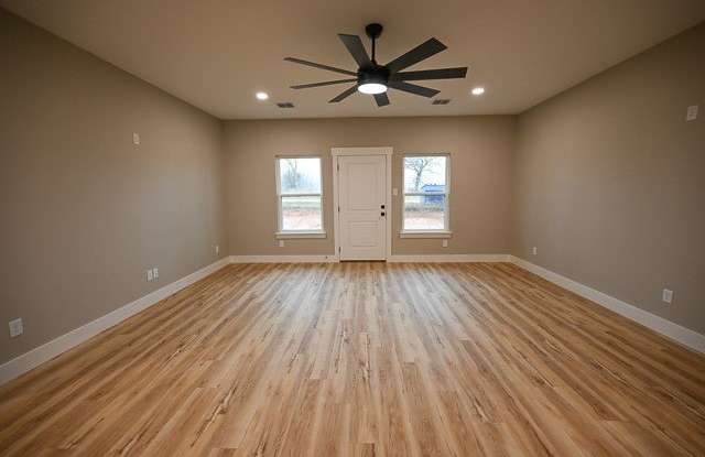 1332 County Road 2175 Gallery 3