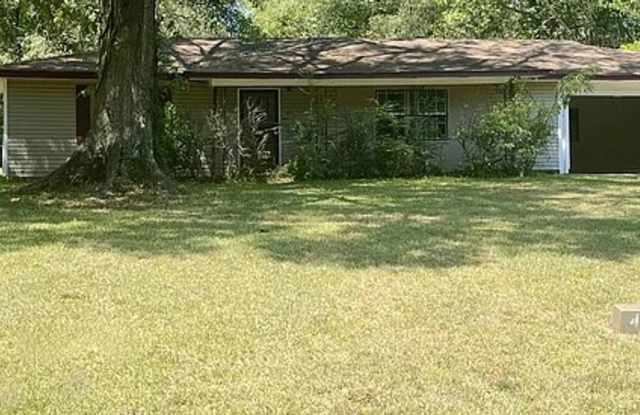 4113 Oakhill Drive Jackson, MS 39206 Gallery 1