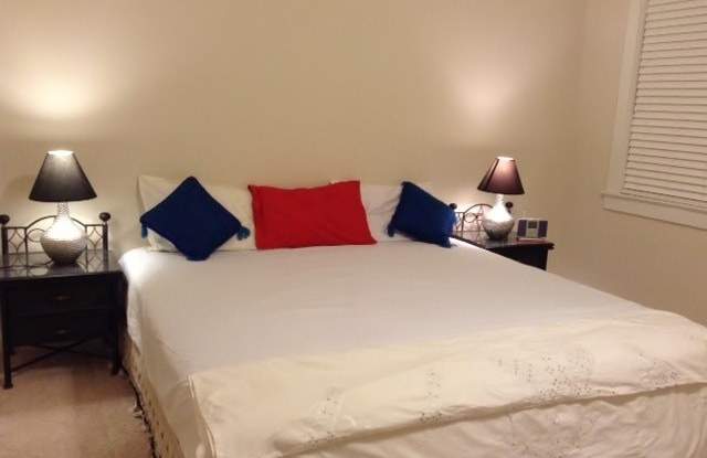 1606 Simmons Court photos photos
