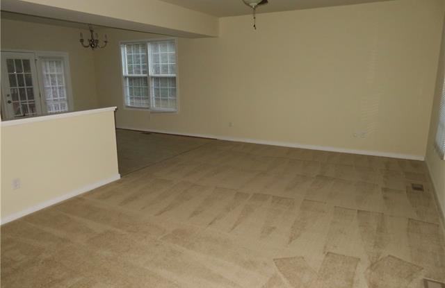 2924 Allen's Xing Gallery 3