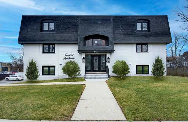 Modern, Tranquil, High-End Apartment in Downtown Downers Grove photos photos Modern, Tranquil, High-End Apartment in Downtown Downers Grove photos photos