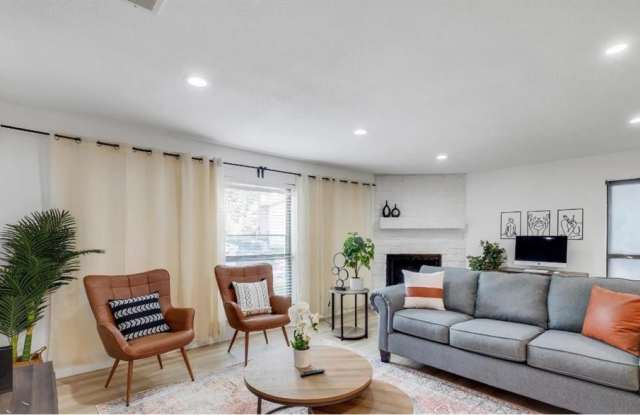 5041 Thunder Road - 5041 Thunder Road, Dallas, TX 75244