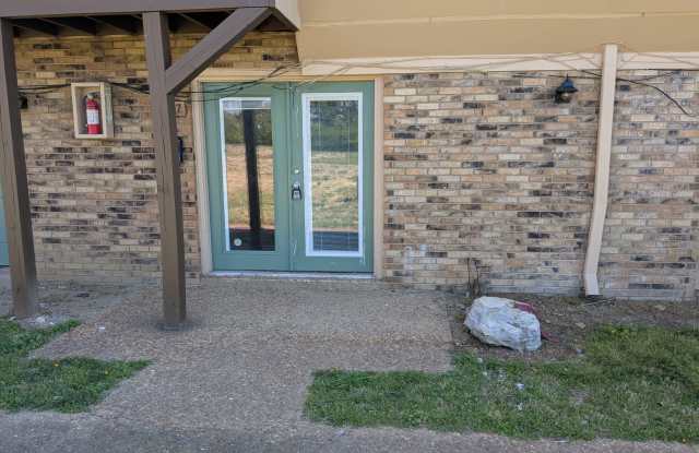 1077 Harold Drive - 1 photos photos