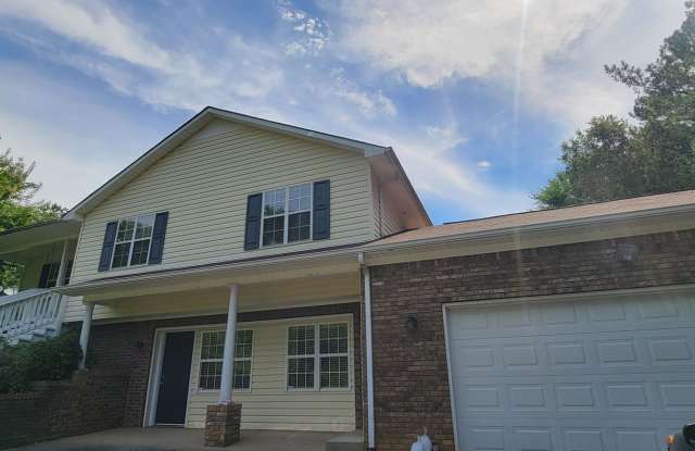 Pleasant Valley Rental Gallery 3