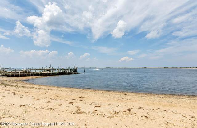 18 5th Street - 18 5th Street, Highlands, NJ 07732