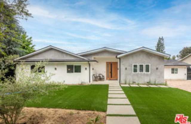 4629 Cerro Verde Place Gallery 2