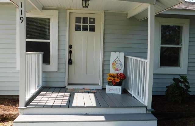 119 Earl Avenue Gallery 2