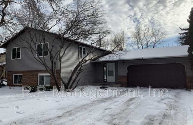 3309 83rd Ave N - 3309 83rd Avenue North, Brooklyn Park, MN 55443