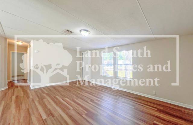 3230 J and J Manor Rd Gallery 3