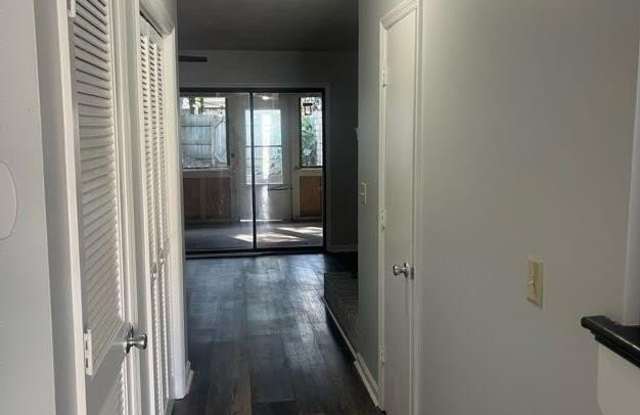 709 Bay Tree Circle Gallery 4