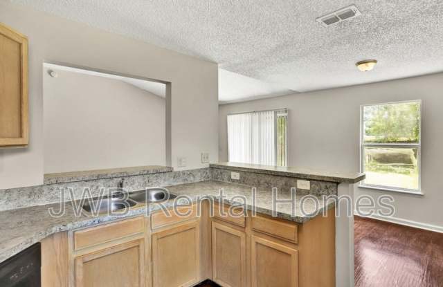 8516 Shuter Ct Gallery 2
