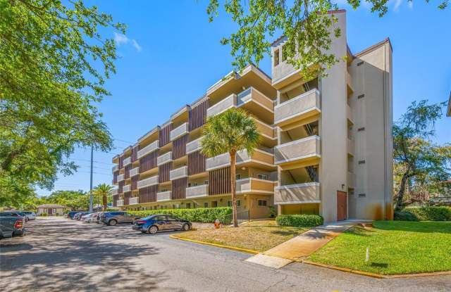 1243 S MARTIN LUTHER KING JR AVENUE photos photos