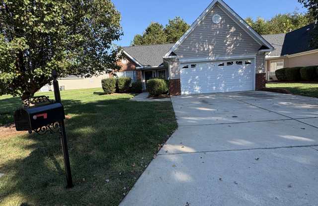 5638 Roundup Cir photos photos