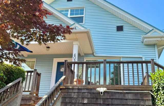 Charming 4-Bedroom West Seattle Home with Skyline  Elliott Bay Views photos photos Charming 4-Bedroom West Seattle Home with Skyline  Elliott Bay Views photos photos