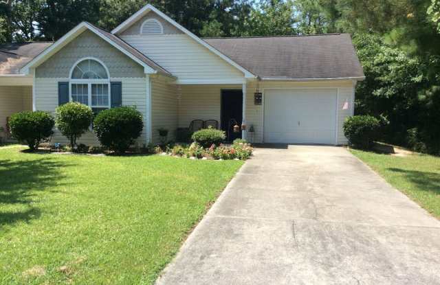 Duplex in desired New Bern photos photos