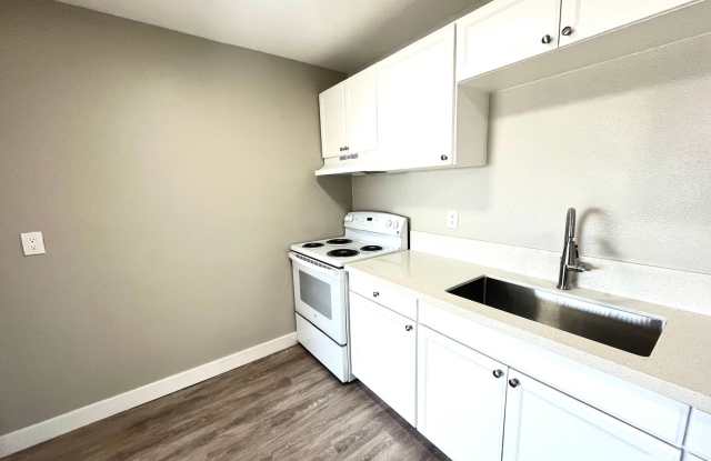 49th Street Apartments Gallery 4