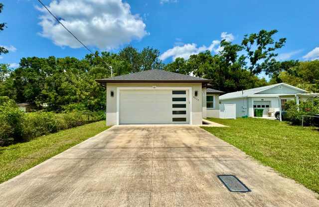 8424 N Packwood Ave photos photos