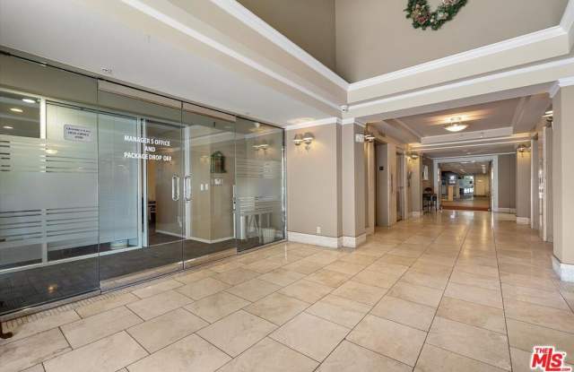 620 S Gramercy Pl Gallery 4