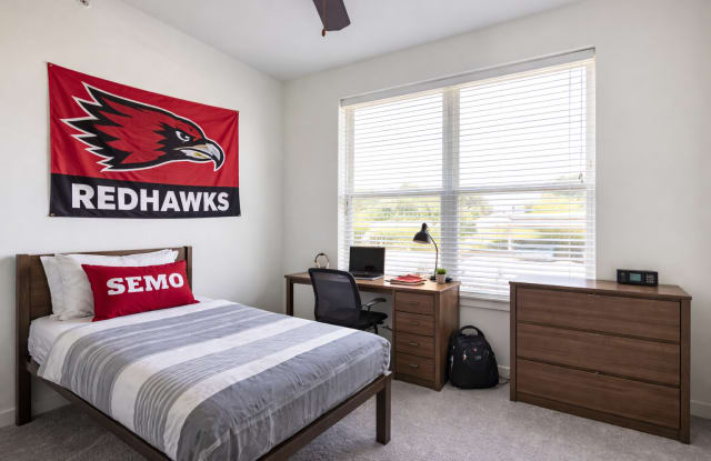 Hawks Landing Apartments - Co-Living photos photos