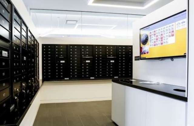 327 D Gallery 4