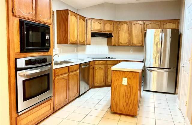2602 Thistle Lane Gallery 3