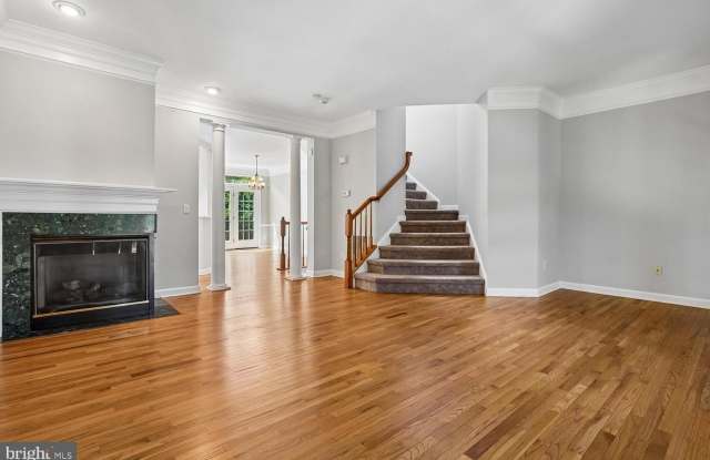 4370 THOMAS BRIGADE LN Gallery 3