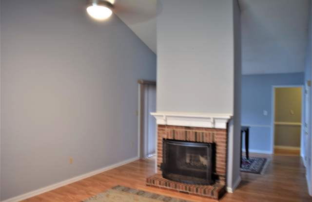 13934 Dannemara Drive - 1 Gallery 4