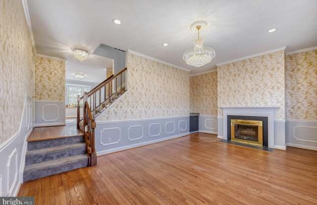 7222 BROOKFALLS Terrace Gallery 4