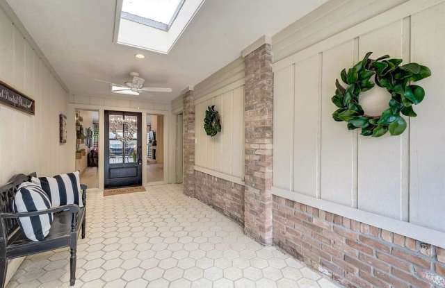 417 E Fair Harbor Lane - 417 East Fair Harbor Lane, Houston, TX 77079