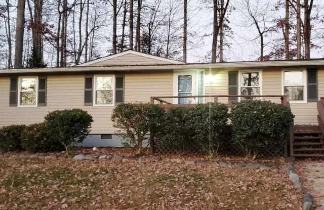 116 LAKEVIEW PARKWAY photos photos