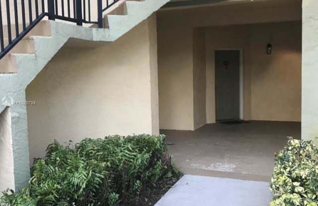 2440 SW 18th  Terrace Gallery 2