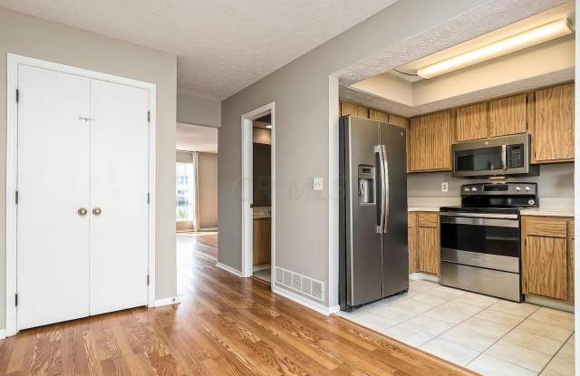 7762 Hansgrove Court Gallery 4