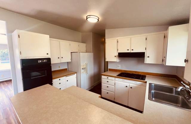 3005 Eureka Street - NC photos photos