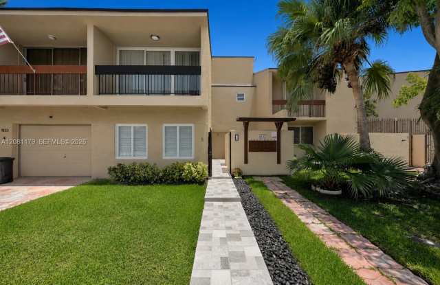 9133 Fontainebleau Boulevard photos photos