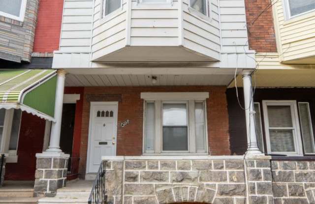 Newly remodeled 3 bedroom Grays Ferry Area photos photos