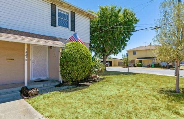 445 Thornally Drive Unit C12 photos photos