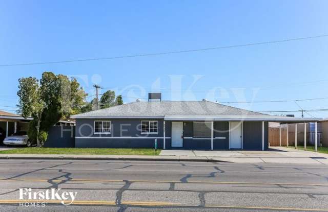 5737 North 35th Avenue photos photos